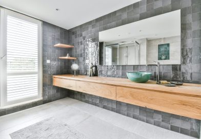 Stylish bathroom with large marble tiles